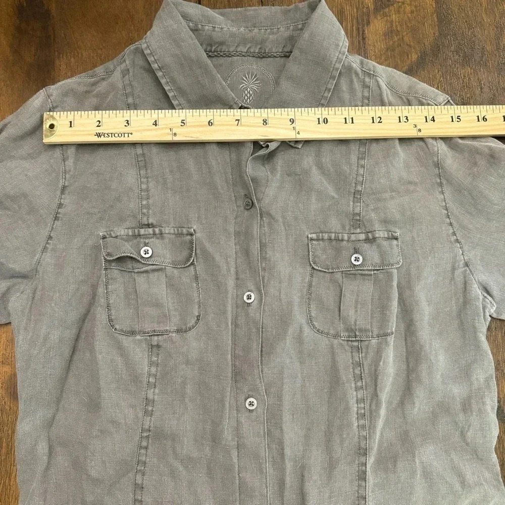 Excellent condition Tommy Bahama Relax 100% linen button down shirt. Gray, small - Picture 8 of 9